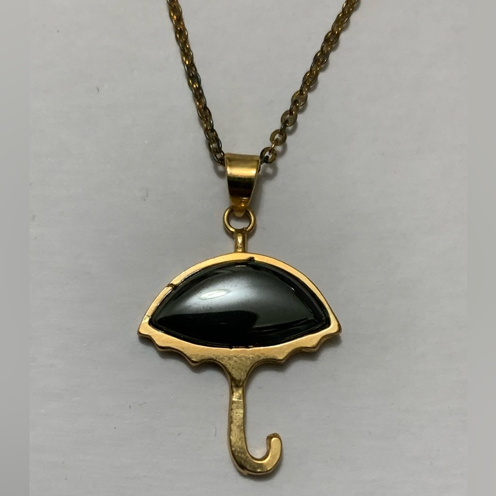 TLC new vintage hematite umbrella necklace